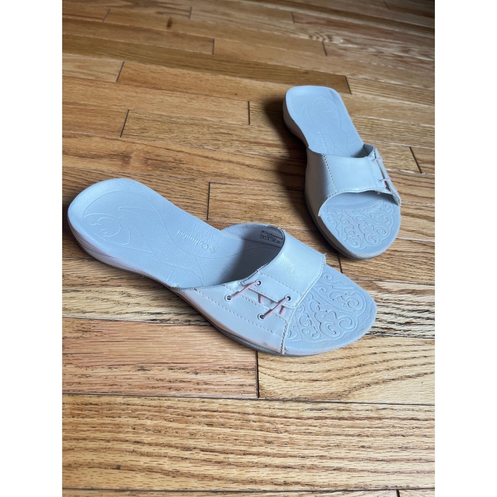 Columbia White Pink Bungee Floral‎ Embossed Slide Sandals 8 Coastal Pool Summer